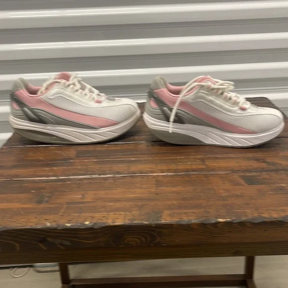 MBT RUNNING SHOES - Picture 2 of 4